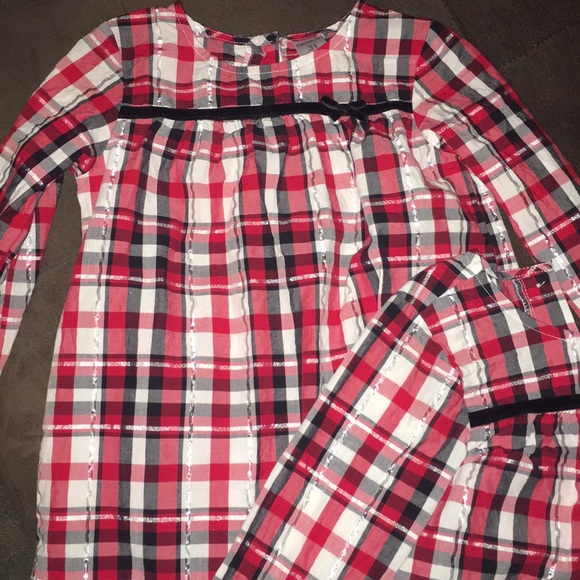 Twin girls’ set of 2 Carters long sleeve Shirts 3t - Picture 2 of 3